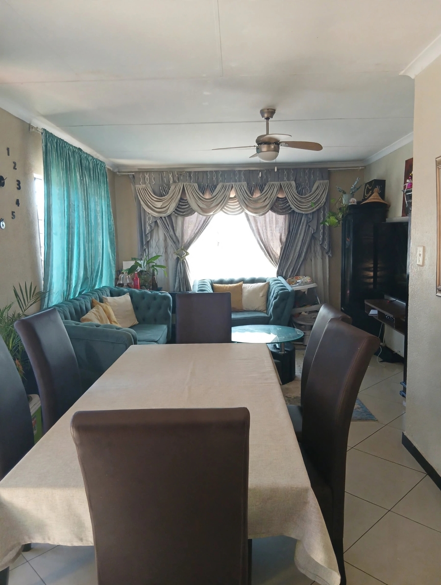 3 Bedroom Property for Sale in Protea Glen Gauteng