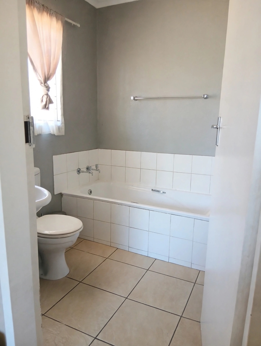 3 Bedroom Property for Sale in Protea Glen Gauteng