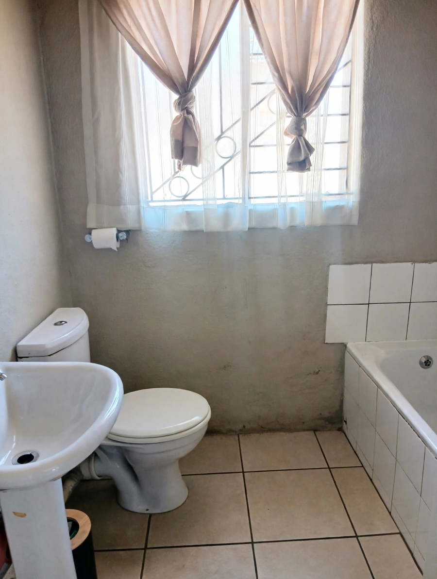 3 Bedroom Property for Sale in Protea Glen Gauteng