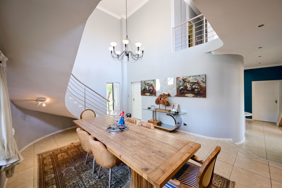 4 Bedroom Property for Sale in Carlswald North Estate Gauteng