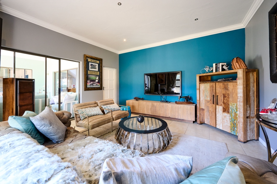4 Bedroom Property for Sale in Carlswald North Estate Gauteng