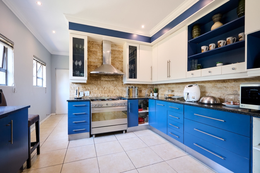 4 Bedroom Property for Sale in Carlswald North Estate Gauteng