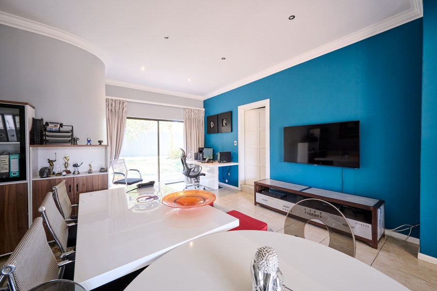 4 Bedroom Property for Sale in Carlswald North Estate Gauteng