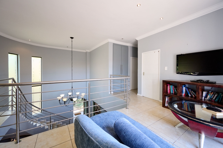 4 Bedroom Property for Sale in Carlswald North Estate Gauteng