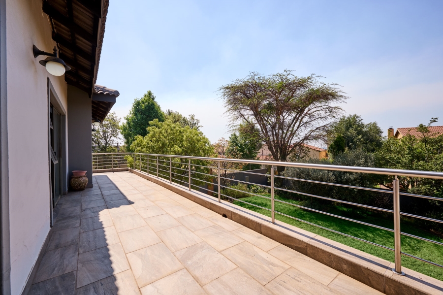 4 Bedroom Property for Sale in Carlswald North Estate Gauteng
