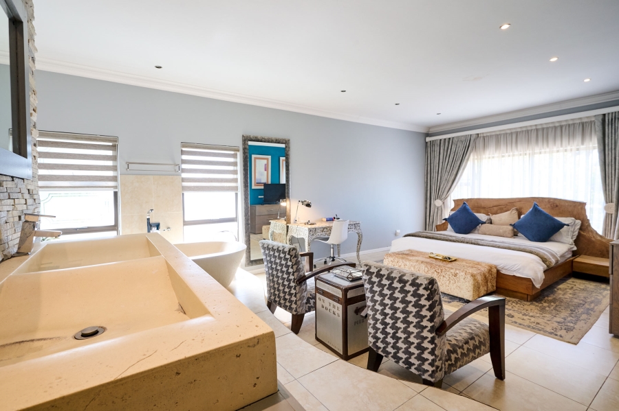 4 Bedroom Property for Sale in Carlswald North Estate Gauteng