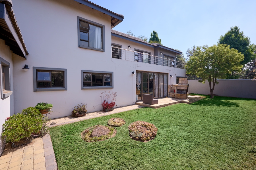 4 Bedroom Property for Sale in Carlswald North Estate Gauteng