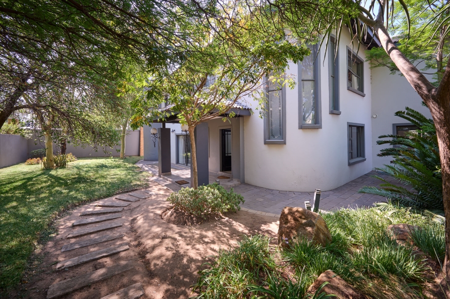 4 Bedroom Property for Sale in Carlswald North Estate Gauteng