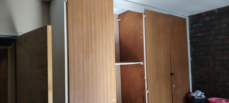 2 Bedroom Property for Sale in Sunnyside Gauteng