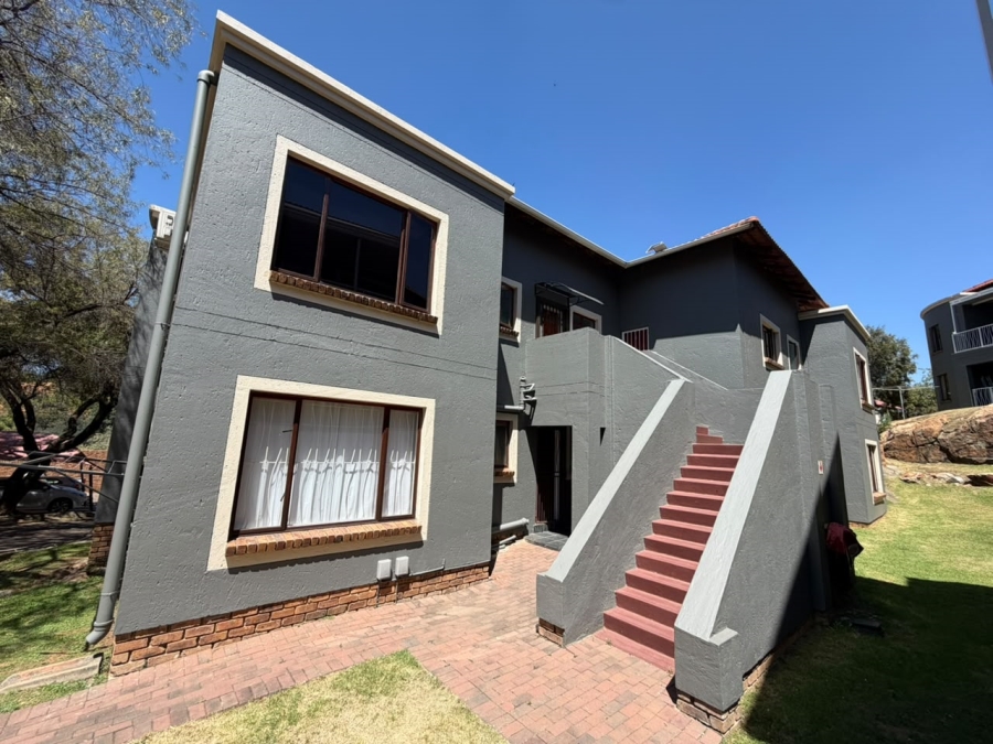 2 Bedroom Property for Sale in Winchester Hills Gauteng