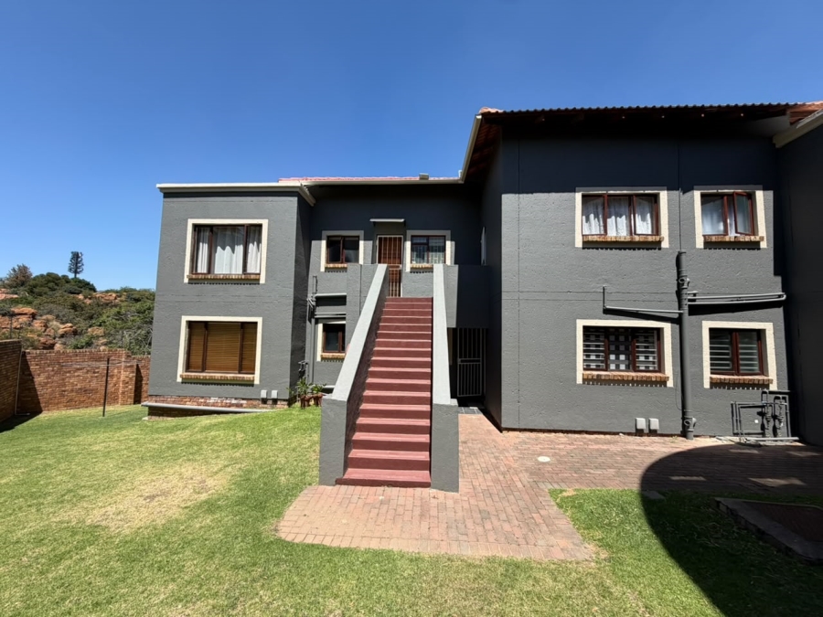 2 Bedroom Property for Sale in Winchester Hills Gauteng