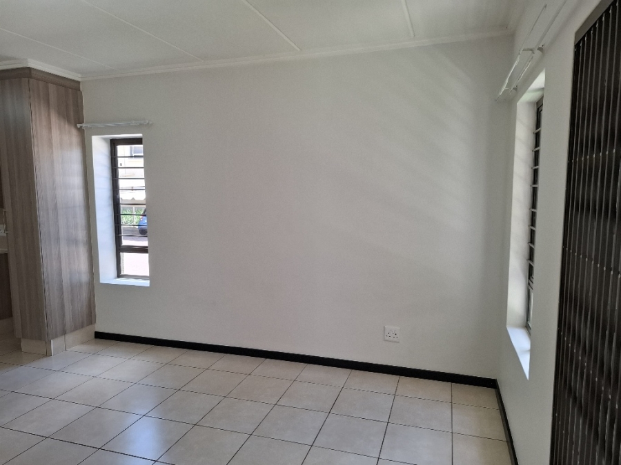 To Let 0 Bedroom Property for Rent in Fourways Gauteng