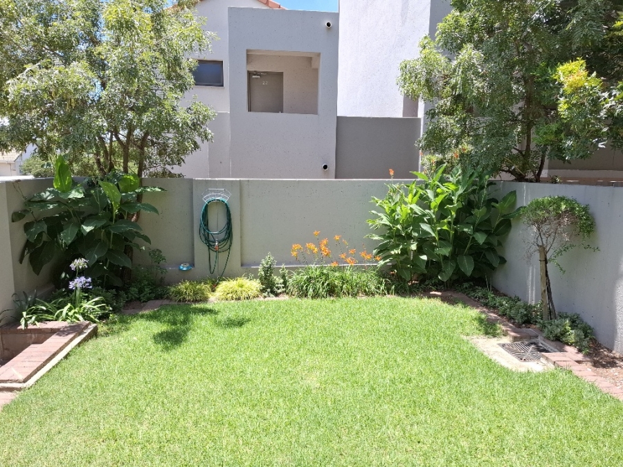 To Let 0 Bedroom Property for Rent in Fourways Gauteng