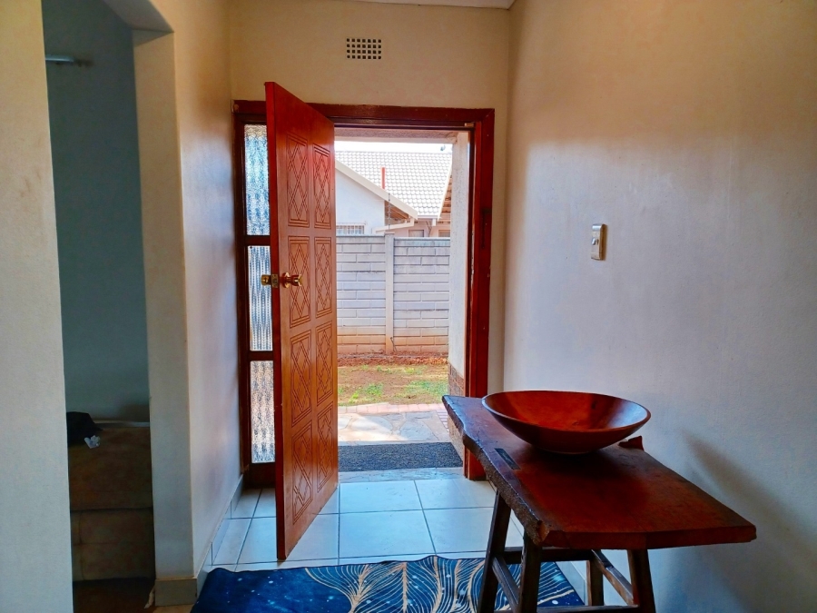 To Let 3 Bedroom Property for Rent in Vanderbijlpark SE 2 Gauteng