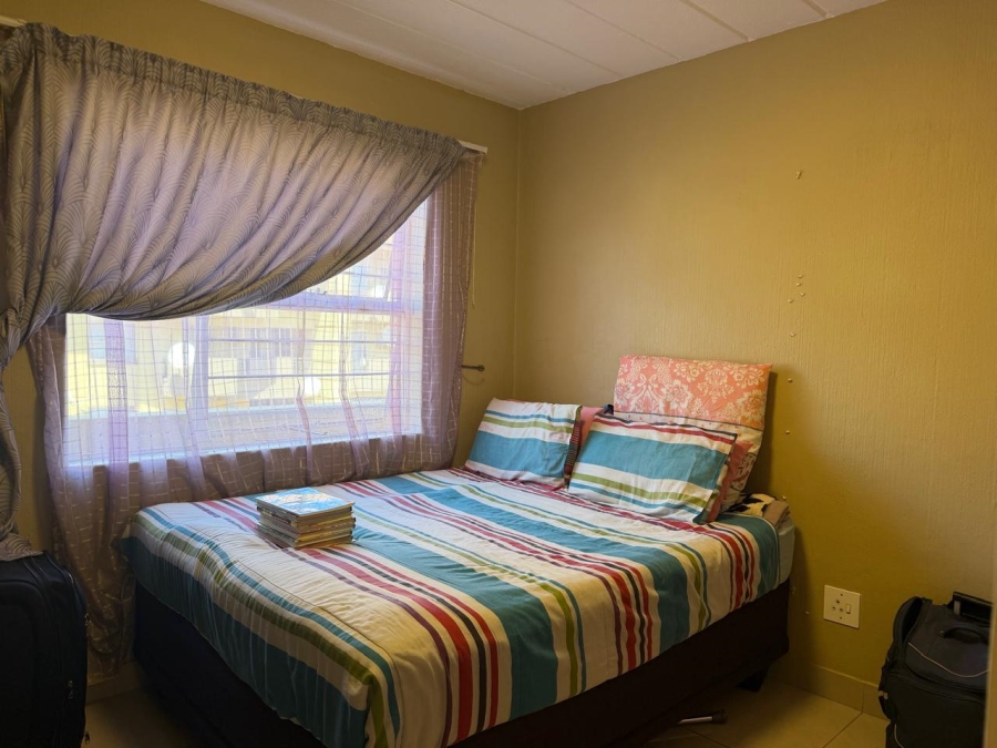 To Let 2 Bedroom Property for Rent in Vorna Valley Gauteng