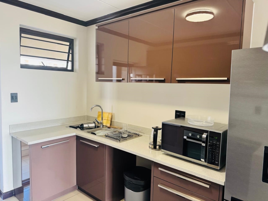 To Let 2 Bedroom Property for Rent in Blue Hills Gauteng
