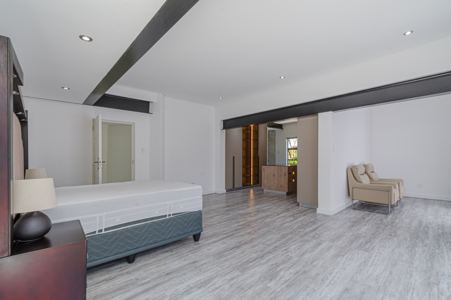 To Let 4 Bedroom Property for Rent in Bryanston Gauteng