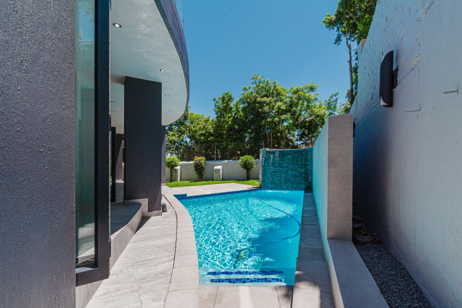 To Let 4 Bedroom Property for Rent in Bryanston Gauteng