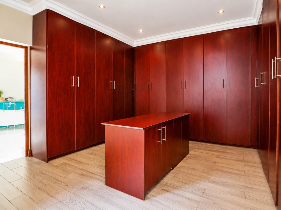 4 Bedroom Property for Sale in Rivonia Gauteng