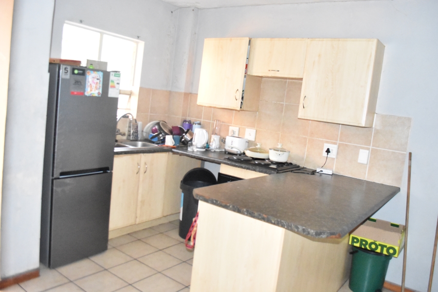 2 Bedroom Property for Sale in Pretoria North Gauteng
