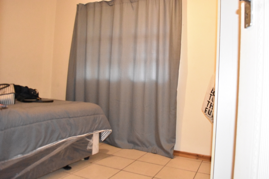 2 Bedroom Property for Sale in Pretoria North Gauteng
