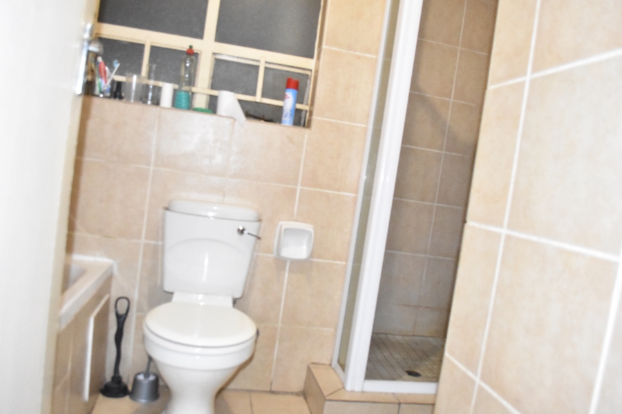 2 Bedroom Property for Sale in Pretoria North Gauteng