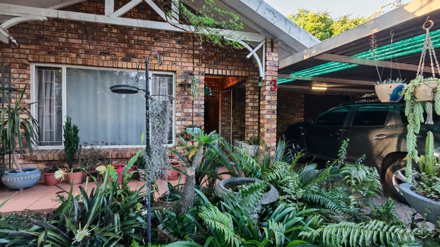 3 Bedroom Property for Sale in Wonderboom South Gauteng