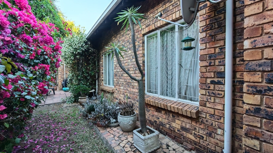 3 Bedroom Property for Sale in Wonderboom South Gauteng