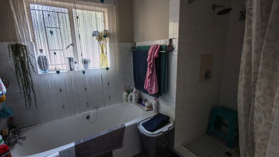 3 Bedroom Property for Sale in Wonderboom South Gauteng