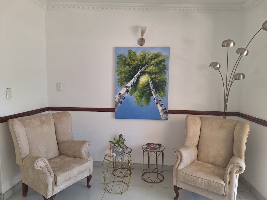 To Let Commercial Property for Rent in Eldoraigne Gauteng