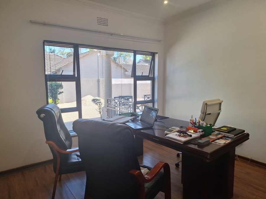 To Let Commercial Property for Rent in Eldoraigne Gauteng