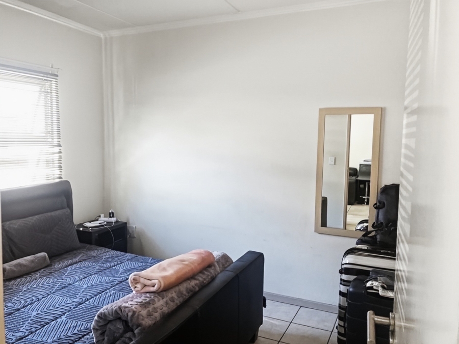 1 Bedroom Property for Sale in Sunninghill Gauteng