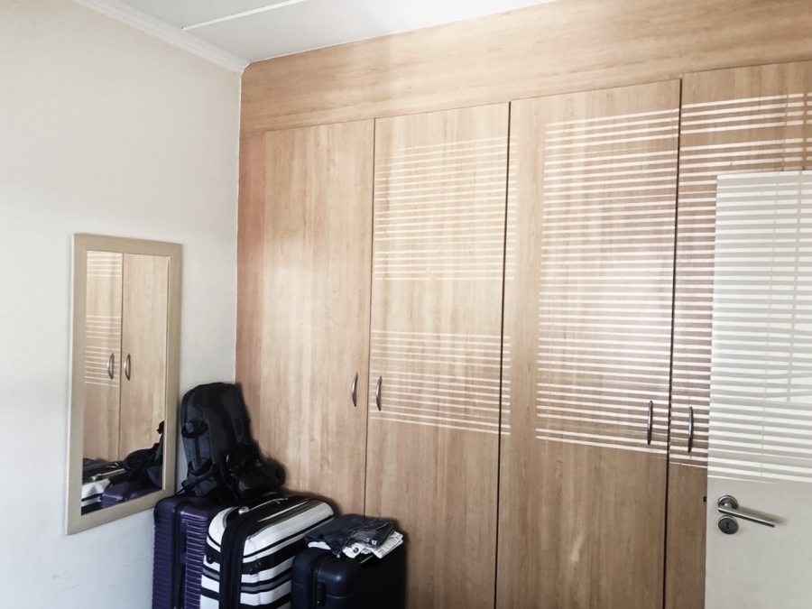1 Bedroom Property for Sale in Sunninghill Gauteng