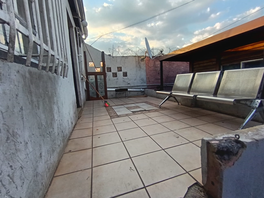 4 Bedroom Property for Sale in Brixton Gauteng