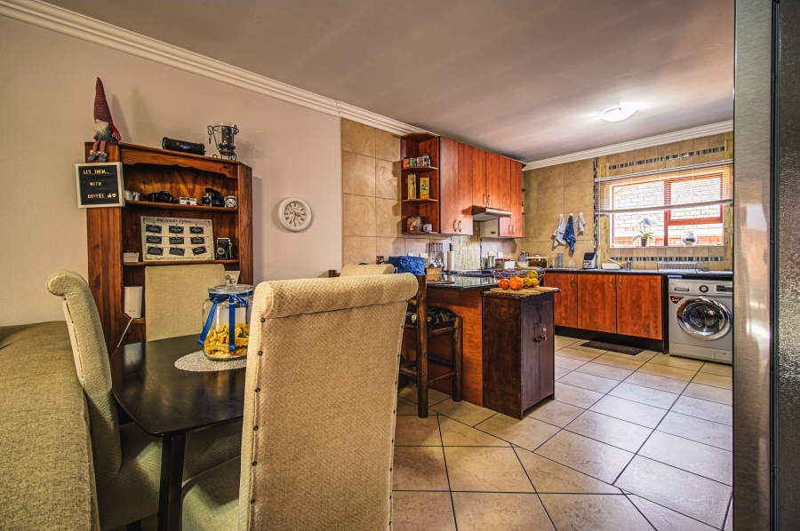 3 Bedroom Property for Sale in Bartlett Gauteng