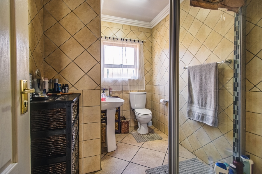 3 Bedroom Property for Sale in Bartlett Gauteng