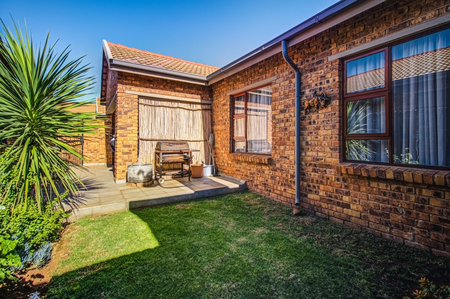 3 Bedroom Property for Sale in Bartlett Gauteng