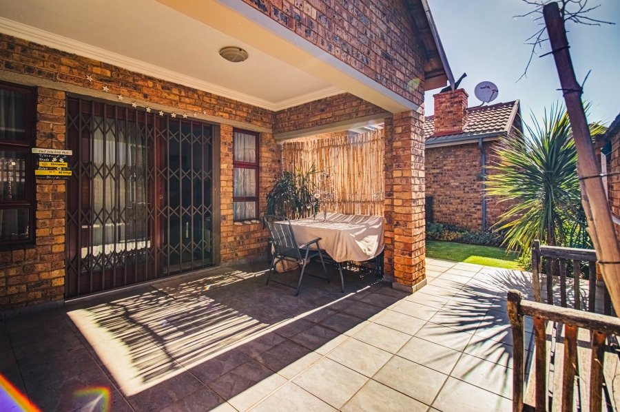 3 Bedroom Property for Sale in Bartlett Gauteng