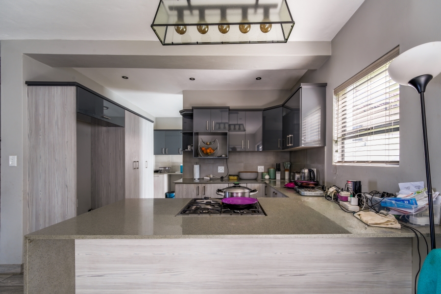 4 Bedroom Property for Sale in Country View Estate Gauteng