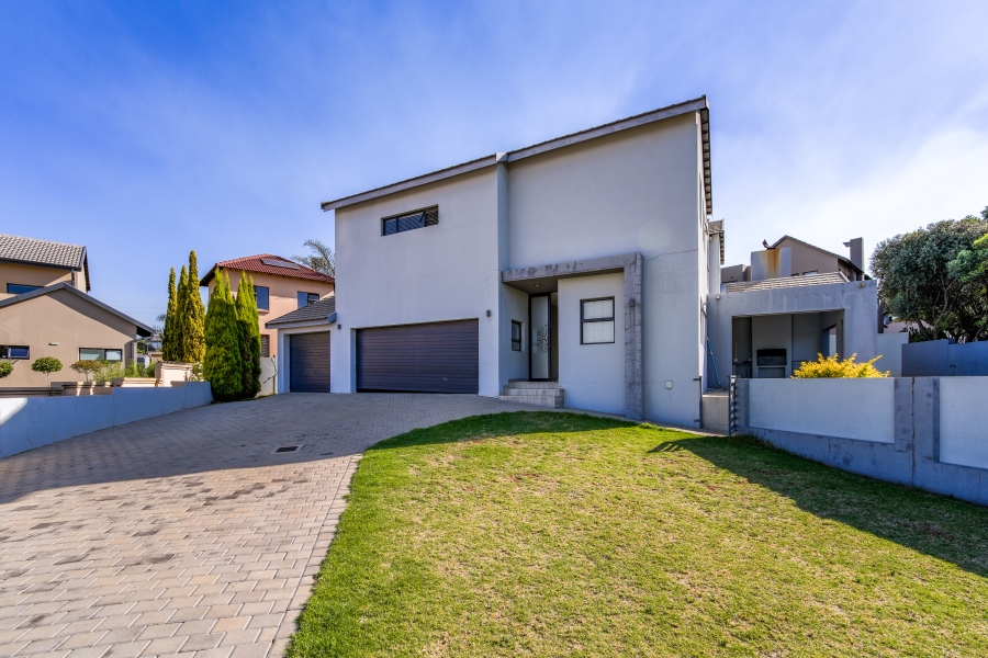 4 Bedroom Property for Sale in Country View Estate Gauteng