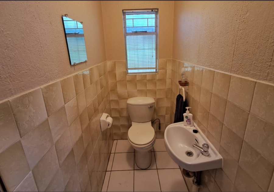 4 Bedroom Property for Sale in Alan Manor Gauteng