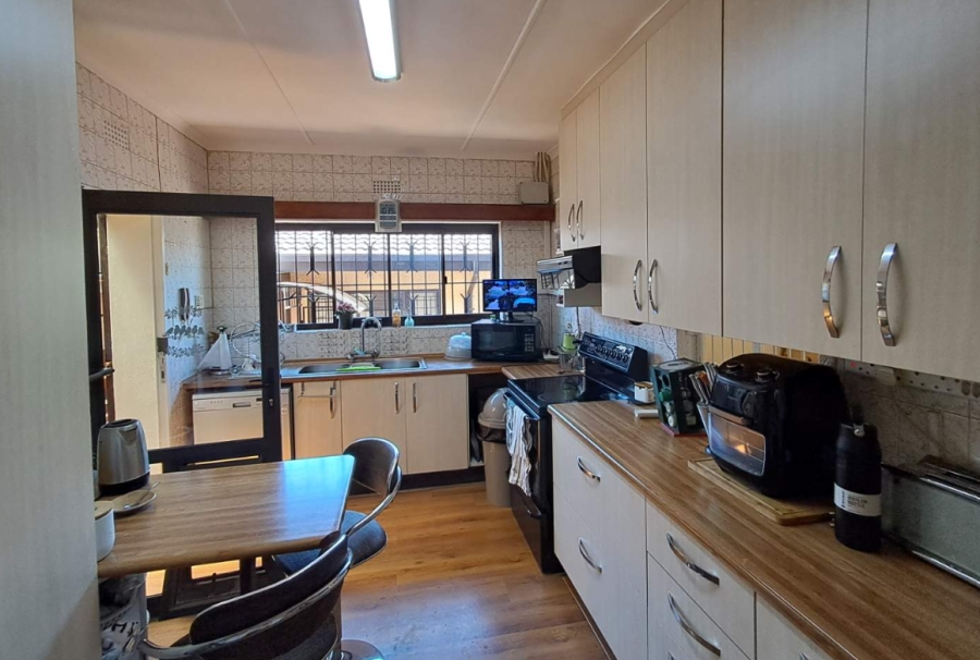 4 Bedroom Property for Sale in Alan Manor Gauteng