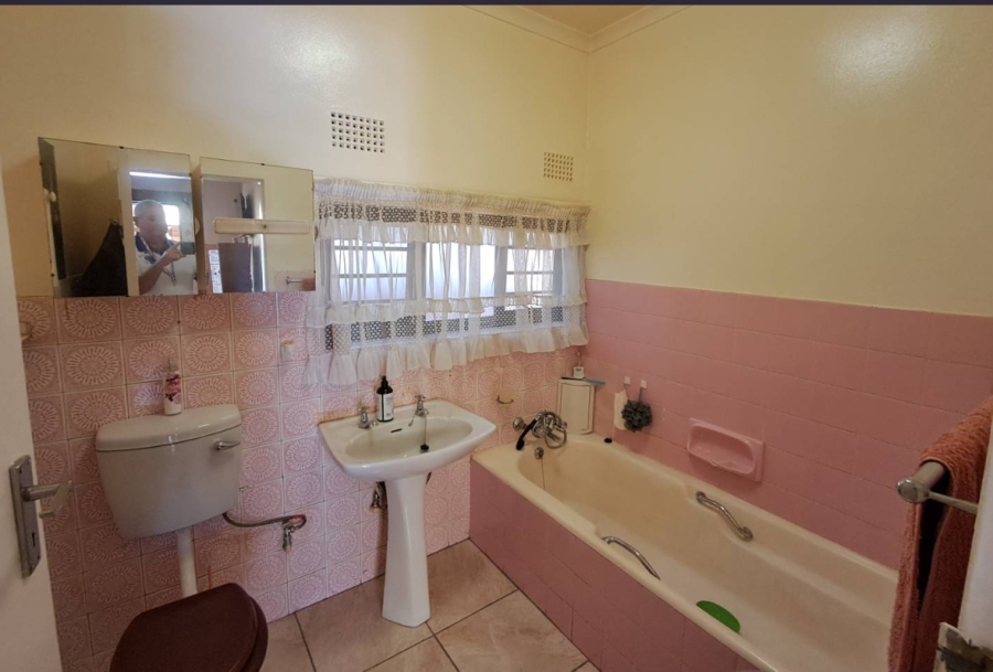 4 Bedroom Property for Sale in Alan Manor Gauteng