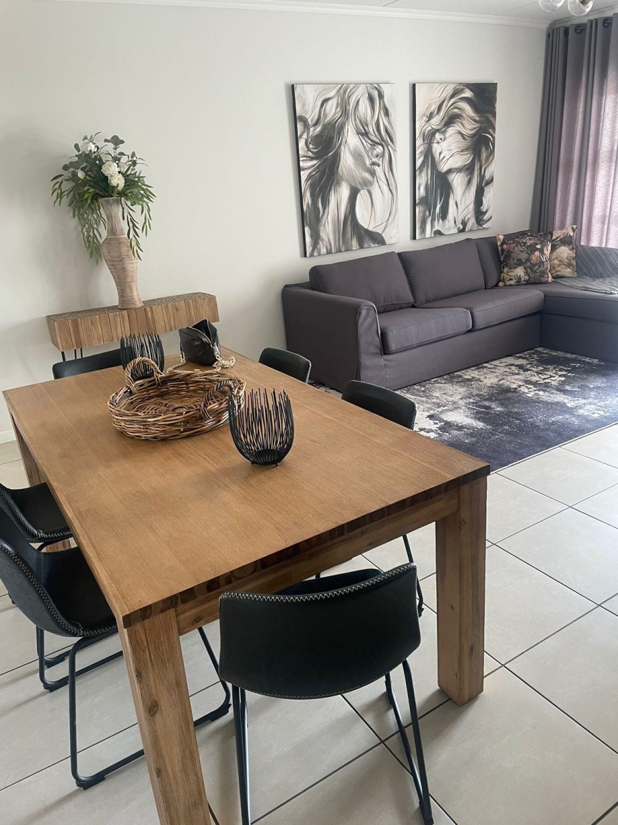 To Let 2 Bedroom Property for Rent in Modderfontein Gauteng
