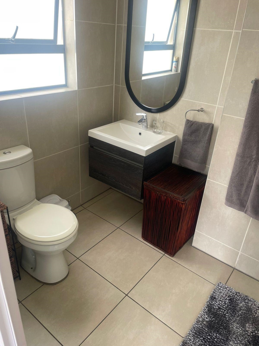 To Let 2 Bedroom Property for Rent in Modderfontein Gauteng