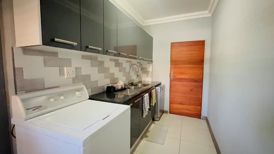 4 Bedroom Property for Sale in Helderwyk Gauteng