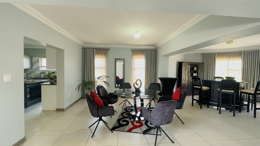 4 Bedroom Property for Sale in Helderwyk Gauteng