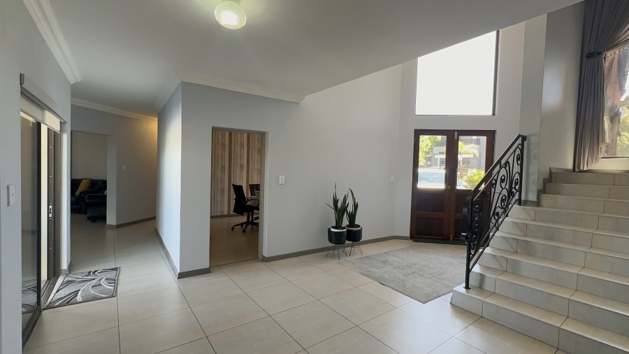 4 Bedroom Property for Sale in Helderwyk Gauteng