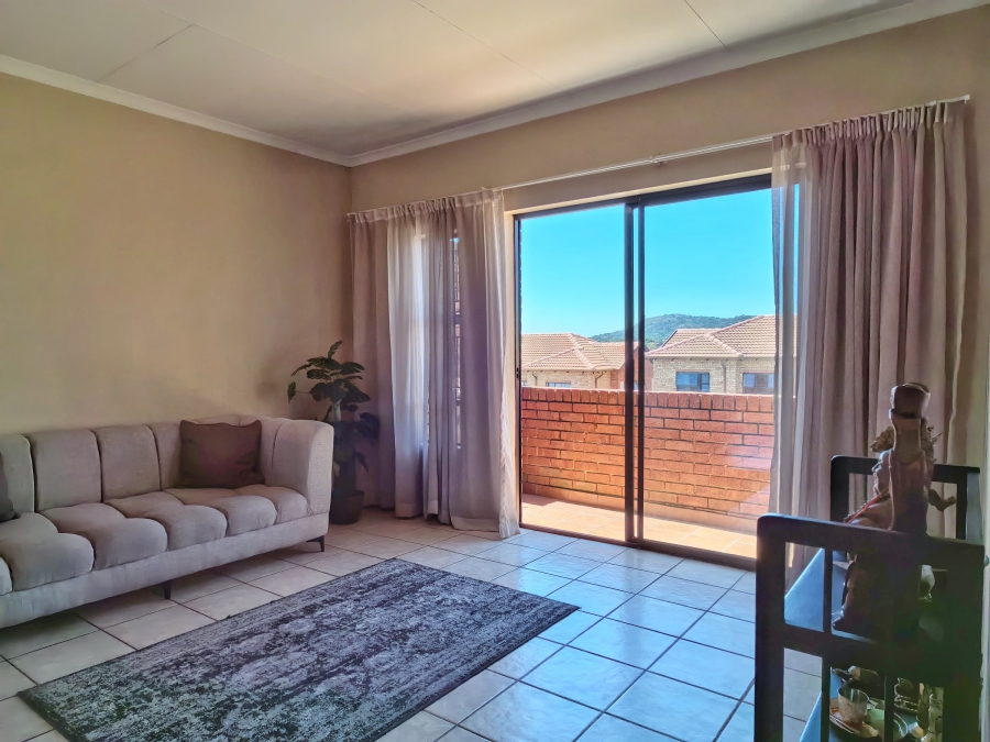 To Let 2 Bedroom Property for Rent in Weltevreden Park Gauteng