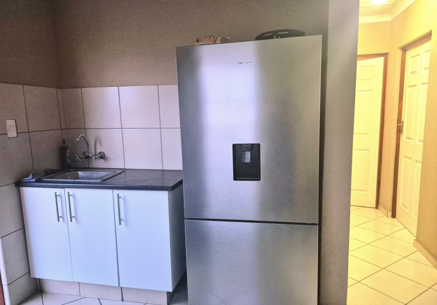 2 Bedroom Property for Sale in Crystal Park Gauteng